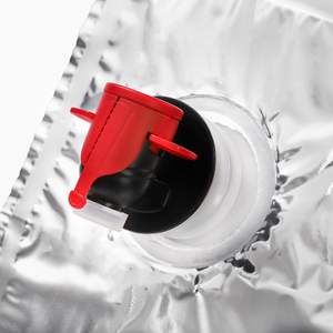 Bolsas de Vino Reutilizables Portátiles Personalizadas de 2L, Bolsas de Recarga de Vino a Prueba de Fugas, Reemplazo de Líquido para Viajes, Campamentos y Playa - Product Image 3