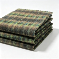 Tissu vintage en laine mélangée à carreaux, 20% laine, 80% polyester, 720 g/m², matière tweed tissée moelleuse pour manteau d'hiver pour femme