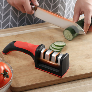 Aiguiseur de couteaux à trois sections Nahe, double face, gadget de cuisine manuel pour un aiguisage rapide - Product Image 1