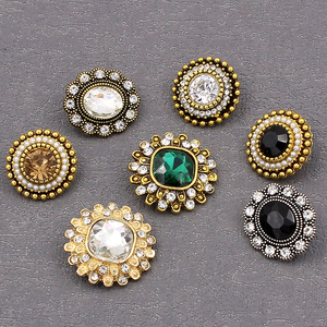 Thiết kế cửa hàng Vòng tinh thể Rhinestone nút với hình dạng hoa hình bầu dục cho quần áo phụ kiện quần áo - Product Image 3