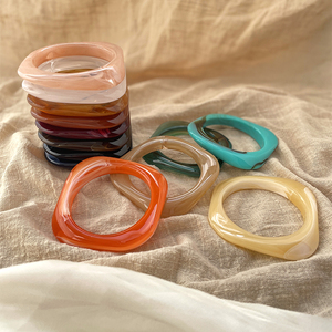 Pulsera de Acrílico Estilo Bohemio ORNAPEADIA para Mujer, Regalo, Pulsera para Uso Diario o Vacaciones, Múltiples Combinaciones de Colores - Product Image 1