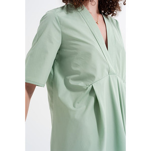 Vestido de corte alto-bajo con cintura imperio en verde - Product Image 2