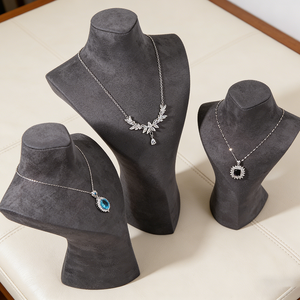 Expositor de Joyería de Lujo Único de Fábrica: Maniquí de Terciopelo para Collares y Busto de Exhibición de Joyas - Product Image 4