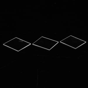 Modèle AAO à double passage de stabilité thermique Matériau magnétique fort de 90 nm Modèle AAO - Product Image 1