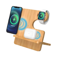 Nouveau chargeur de bureau sans fil 3-en-1 efficace 15W pour iPhone, Apple Watch et autres appareils avec fonction écouteurs, en bois naturel et bambou