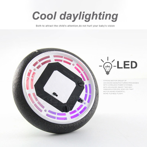 Gioco Sportivo Indoor: <span class=keywords><strong>Pallone</strong></span> <span class=keywords><strong>da</strong></span> <span class=keywords><strong>Calcio</strong></span> Fluttuante Elettrico Ricaricabile per Bambini con Luce LED - Product Image 3