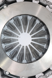 Couvercle d'embrayage FAW pour TOYOTA Hilux et Hiace 31210-36100 modèle en acier pour 13B/3B Auto état neuf et utilisé - Product Image 6
