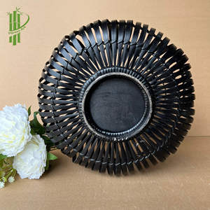 Lanternes en bambou noir de style rustique, cylindriques, pour l'intérieur et l'extérieur, porte-bougie suspendu, artisanat fabriqué au Vietnam, meilleures ventes - Product Image 3