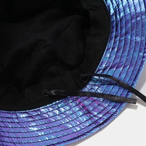Nouveau design personnalisé blanc adultes unisexe réfléchissant double face réversible PU casquette <span class=keywords><strong>de</strong></span> sport seau chapeau - Product Image 5
