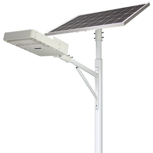 Lampe <span class=keywords><strong>solaire</strong></span> LED de rue à détecteur de mouvement intelligent, en aluminium, pour extérieur, 50w 60w 80w 100w 120w, <span class=keywords><strong>prix</strong></span> de gros XIUBEN - Product Image 3