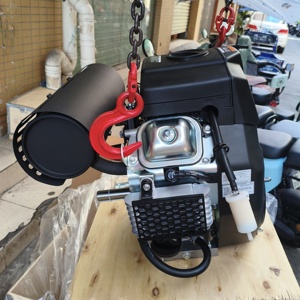 Motor de Gasolina Rato RV740 de 739 cc y 24 HP, Bicilíndrico en V, Eje Vertical, Repuestos para Excavadora - Product Image 1