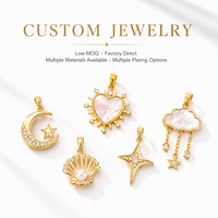 Assortiment de pendentifs personnalisés en acier inoxydable Mosen, breloques étoiles en cristal doré OEM pour la mode urbaine tendance.