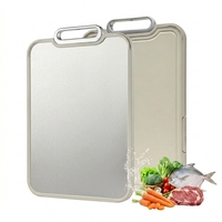 Planche à découper en titane pour la viande, les fruits et les légumes, double face, avec support, en plastique et en métal