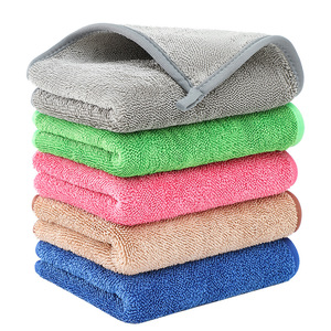 Serviette de séchage pour voiture en microfibre torsadée 600 GSM, séchage rapide, absorption supérieure, douce, 40x40 cm, pour voitures et SUV - Product Image 1