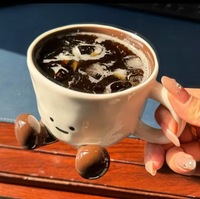Tasse à café en céramique en forme de pieds mignons, 301-400 ml, motif dessin animé, nouveauté, pour la maison, le bureau, les fêtes, les cadeaux de festival, vente en gros