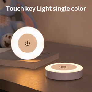 Lampe murale à capteur tactile à intensité variable 3 modes rechargeable Type-C OEM ODM, lampe de nuit LED magnétique pour chambre à coucher, armoire, maison, cuisine - Product Image 2