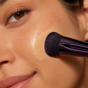 Brocha de Maquillaje <span class=keywords><strong>Anisa</strong></span> Beauty Travel Pinnacle, Mango de Metal con Férula de Aluminio, Ligera y Profesional |   Maquillaje en Crema Líquida - Product Image 4