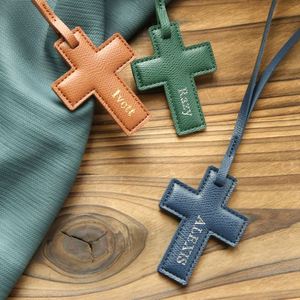 Colgante de cuero PU con forma de cruz para bolso, llavero, etiqueta de equipaje de viaje, accesorios colgantes - Product Image 4
