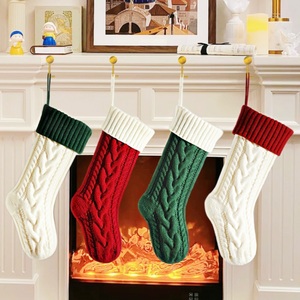 Chaussettes de Noël en tricot torsadé de 18 pouces, grandes et mignonnes, en vrac, douces, écologiques, pour cheminée et décoration de maison de Noël - Product Image 3