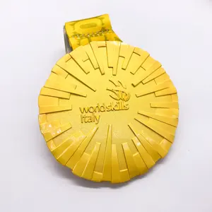 Custom Medaille Maker Zinklegering Sterven Gegoten Gelakt Matte Gouden Medaille 3D Gegraveerd Marathon Medaille