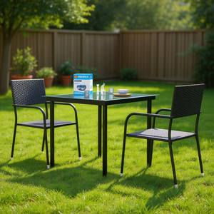 Set da pranzo da giardino con tavolo da patio in acciaio nero e vetro, 31,5 x 31,5 x 29,1 pollici, mobili da esterno resistenti alle intemperie, stile contemporaneo - Product Image 2