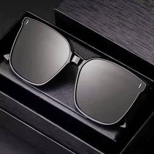 Lunettes de soleil Gm à grande monture, en plastique noir, UV400, pour femmes, style coréen, tendance, protection solaire, type 3 verres - Product Image 3