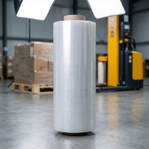 Film étirable LLDPE en rouleau jumbo de 30 kg |   Rouleau maître pré-étiré de qualité industrielle 500 % |   Film d'emballage pour palettes industrielles robustes - Product Image 2