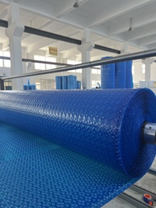 <span class=keywords><strong>Cubierta</strong></span> Solar para Piscinas TaiYue, Duradera, Anti-UV, de PE con Triple Burbuja, Fácil de Instalar, Mantiene la <span class=keywords><strong>Piscina</strong></span> Limpia y Cálida, Ahorra Agua y Costos - Product Image 2