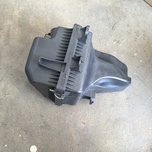 กล่องกรองอากาศมาสด้า 3 รุ่น PAL6-133AX 2.0L วัสดุ PP สำหรับ CX30 Axela 2020 อะไหล่ทดแทน - Product Image 3