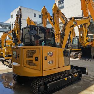 Venta de Miniexcavadora Usada Caterpillar 306 |   Peso Operativo de 5.5 Toneladas, Motor Original |   Pocas horas de uso, buen estado de funcionamiento, 2022 - Product Image 2