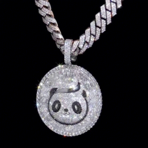 Collier de luxe streetwear avec pendentif pièce en moissanite plaqué or rose en argent sterling, motif panda de dessin animé mignon, style hip-hop glacé - Product Image 1