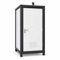 Cabine de toilette portable à porte simple avec cadre noir, structure en acier, panneau sandwich, installation facile, toilette extérieure