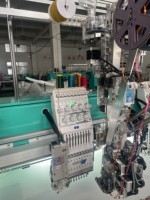 Machine à broder plate informatisée Dahao Yonthin dernière génération, 1500 tr/min, 9 aiguilles, 8 têtes, avec 5 dispositifs pour perles et 2 pour paillettes