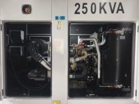 Groupe électrogène diesel silencieux 200 kW 250 kVA 220 kW 275 kVA 300 kVA de secours, avec cabine, triphasé 50 Hz, Guangzhou Foshan