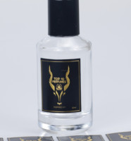 Étiquette en métal personnalisée de haute qualité avec logo privé, impression en relief, étiquette pour bougie, flacon de parfum, cadeau, parfum et cosmétique