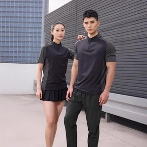 Camiseta deportiva de manga corta para hombre, de secado rápido, con cuello con cremallera, mezcla de poliéster y spandex, ropa deportiva para fitness y yoga. - Product Image 4