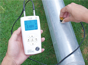 Linshang LS211, mesureur de transmission lumineuse portable de haute précision pour verre, film et plastique - Product Image 1