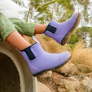 Bottes de <span class=keywords><strong>pluie</strong></span> imperméables isolées en néoprène YL-2679 pour enfants, garçons et filles, pour jeux en extérieur sur terrain boueux, vente en gros OEM/ODM - Product Image 4