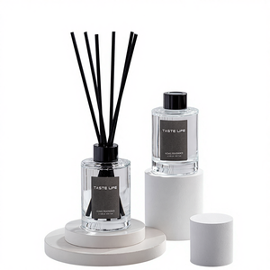 Diffuseur d'huiles essentielles d'aromathérapie, ornement parfumé, hôtel, désodorisant liquide sans flamme pour la maison, les toilettes, 90-120 jours, Jinhua - Product Image 1