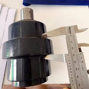 वास्तविक खुदाई वाले अंडरकैरिज पार्ट्स x35u xe215c शीर्ष रोलर 414103005 ऊपरी रोलर - Product Image 2