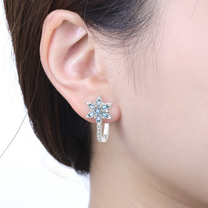 Los pendientes de copo de nieve de latón blanco son un regalo perfecto para familiares, amigos o mujeres, y también son adecuados como regalo de cumpleaños. - Product Image 5