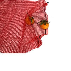 Bolsas de malla Raschel de PE de alta calidad baratas con cierre de cordón y tapa cortada con calor para el embalaje de cebolla y patata - Product Image 4