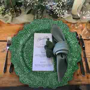 Platos Base Decorativos de Plástico Verde Esmeralda de 13 Pulgadas con Diseño de Arrecife, Ideales para Fiestas y Decoración de Mesas de Boda - Product Image 5