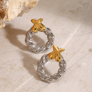 Pendientes de Aro Trenzados Yueli, Acero Inoxidable Chapado en Oro de 18K, Color Plateado y Dorado, Joyería de Moda - Product Image 2