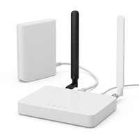 Antenne plate en caoutchouc omnidirectionnelle verticale pour routeur sans fil 4G LTE à gain élevé 9dBi 698-2700MHz avec connecteur SMA