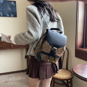 Sac à dos de luxe pour femme, fabriqué en PU, sac à bandoulière multifonctionnel pour les voyages avec doublure en polyester. 2846 - Product Image 5