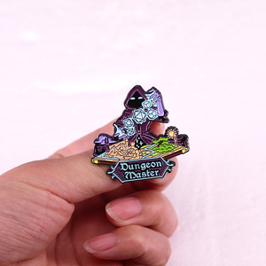 Épingles en émail, badges de revers et broches <span class=keywords><strong>manga</strong></span> sur le thème des jeux de rôle (RPG), des donjons, du D&D, des dés de dragon et des dés D20, pour femmes, accessoires de mode, bijoux et cadeaux - Product Image 5