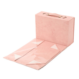 One-piece Folding Box Flip Cover Magnetic Suction Advanced Leather Handlebar Gift Packaging Portable Specialty Paper Box - Product Image 2