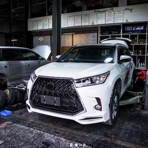 Kit carrosserie de style 2018-2020 : Nouveau pare-chocs avant et arrière avec feux antibrouillard, personnalisable - Product Image 3