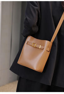 Custom High Quality Vegan Leather Crossbody <b>Bag</b> for <b>Women</b> Fashion Adjustable Strap Ladies Shoulder <b>Bag</b> Custom <b>Messenger</b> <b>Bag</b> - Product Image 5